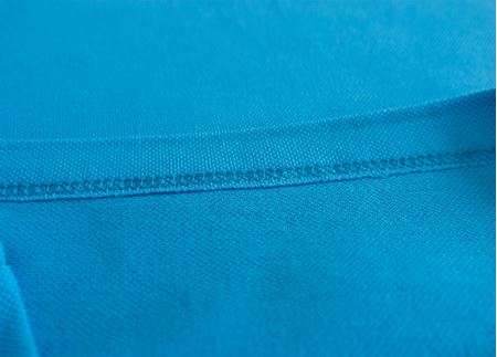 SİYAH ÇİZGİ YAKA MAVİ UZUN KOL LAKOS TİŞÖRT